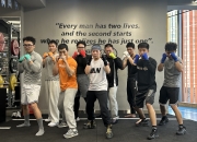 开云官网-包含豪门对决！拳击上演世纪大战的词条