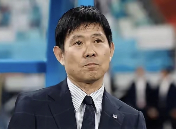 日本队主教练表现不好,赛后出现问题 日本队主教练表现不好,赛后出现问题