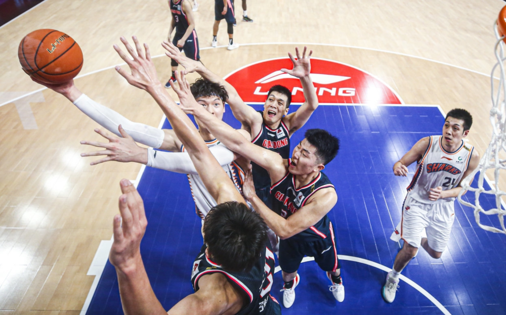 包含人队中锋再次破二十,带队轻松胜出的词条 包含人队中锋再次破二十,带队轻松胜出的词条