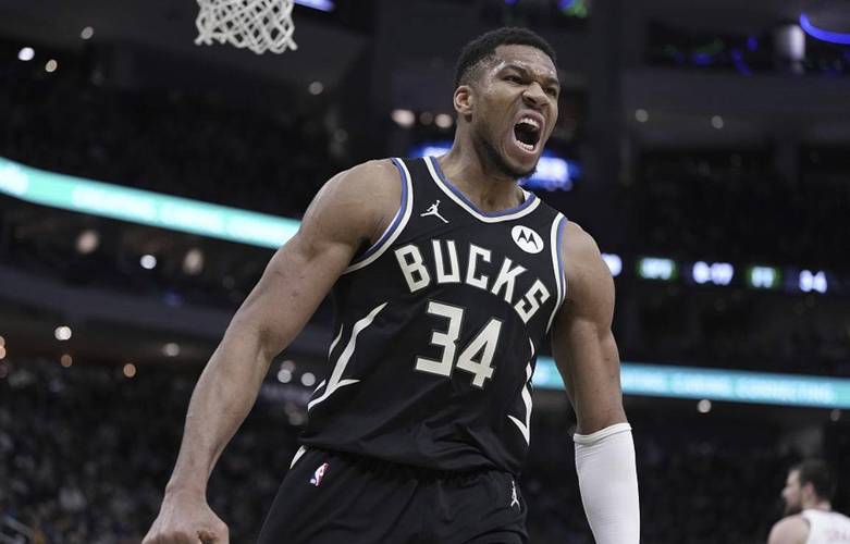 雄鹿大胜对手,字母哥领军掀起进攻狂潮 雄鹿大胜对手,字母哥领军掀起进攻狂潮